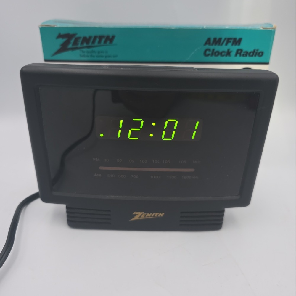 Zenith ZG120M AM/FM Digital Alarm Clock Radio Snooze Sleep Timer Black Vintage